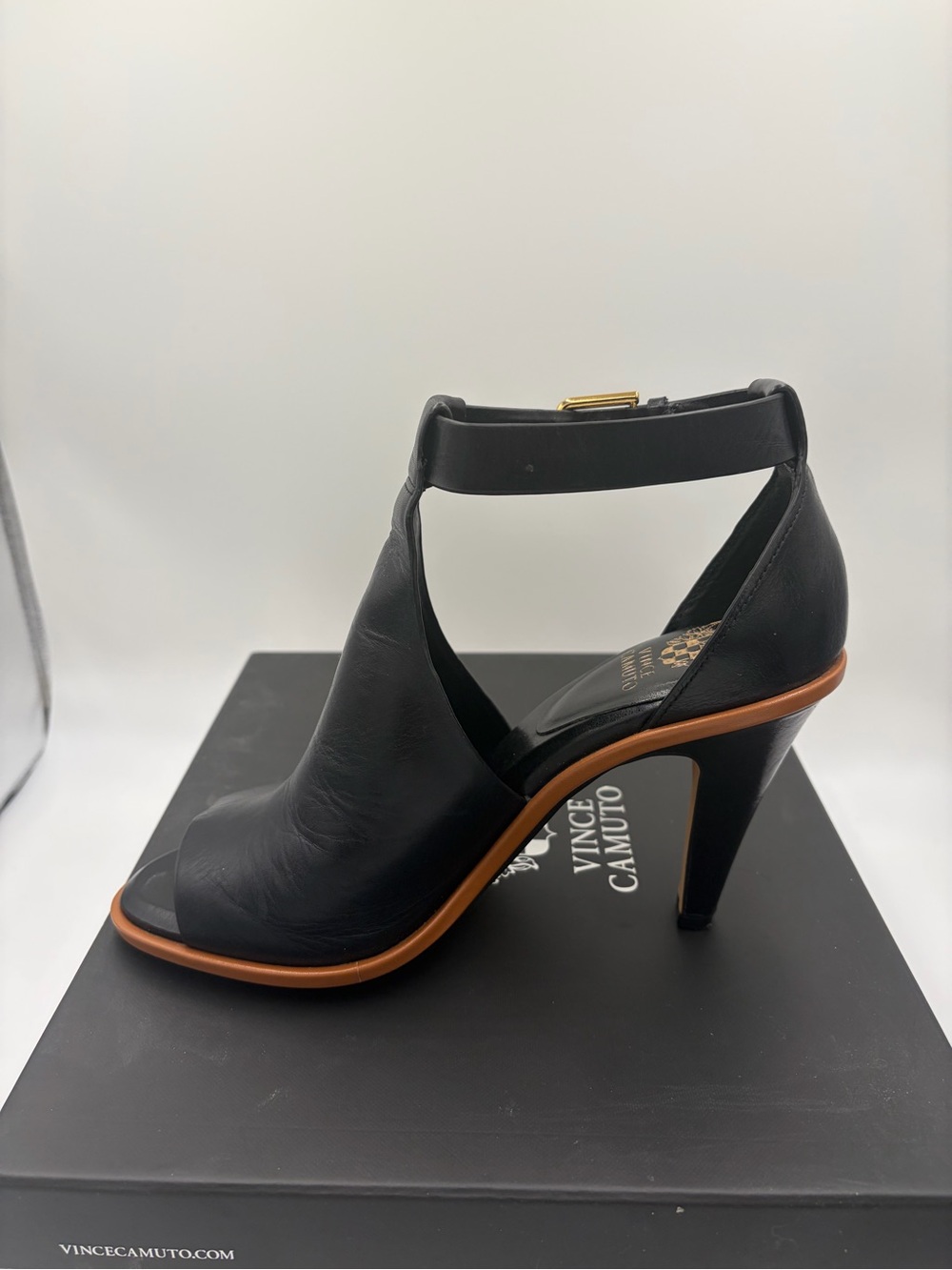 Vince Camuto Fasper Black Leather Ankle-Strap Peep-Toe Heel 8.5 Bootie Sandal